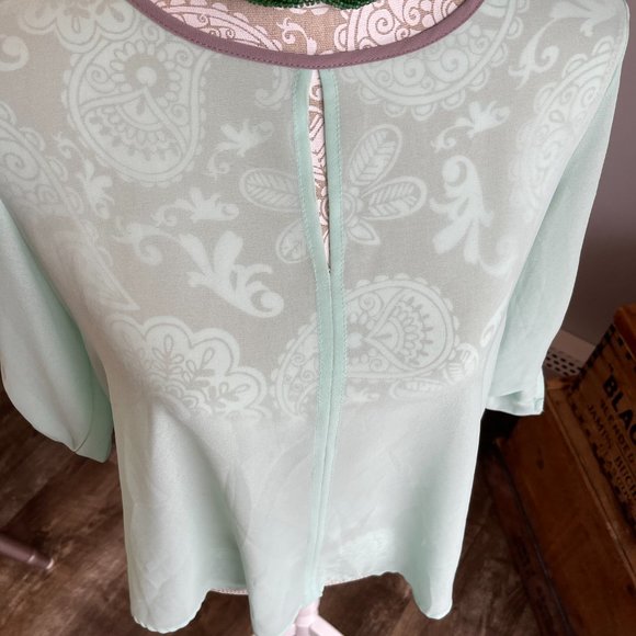 YA Los Angeles sheet mint and gray open back top size medium. - Picture 4 of 7